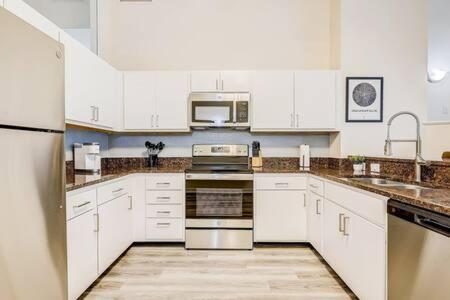 Cozysuites - 2Br With Direct Skybridge Access #1 Indianapolis Exteriör bild